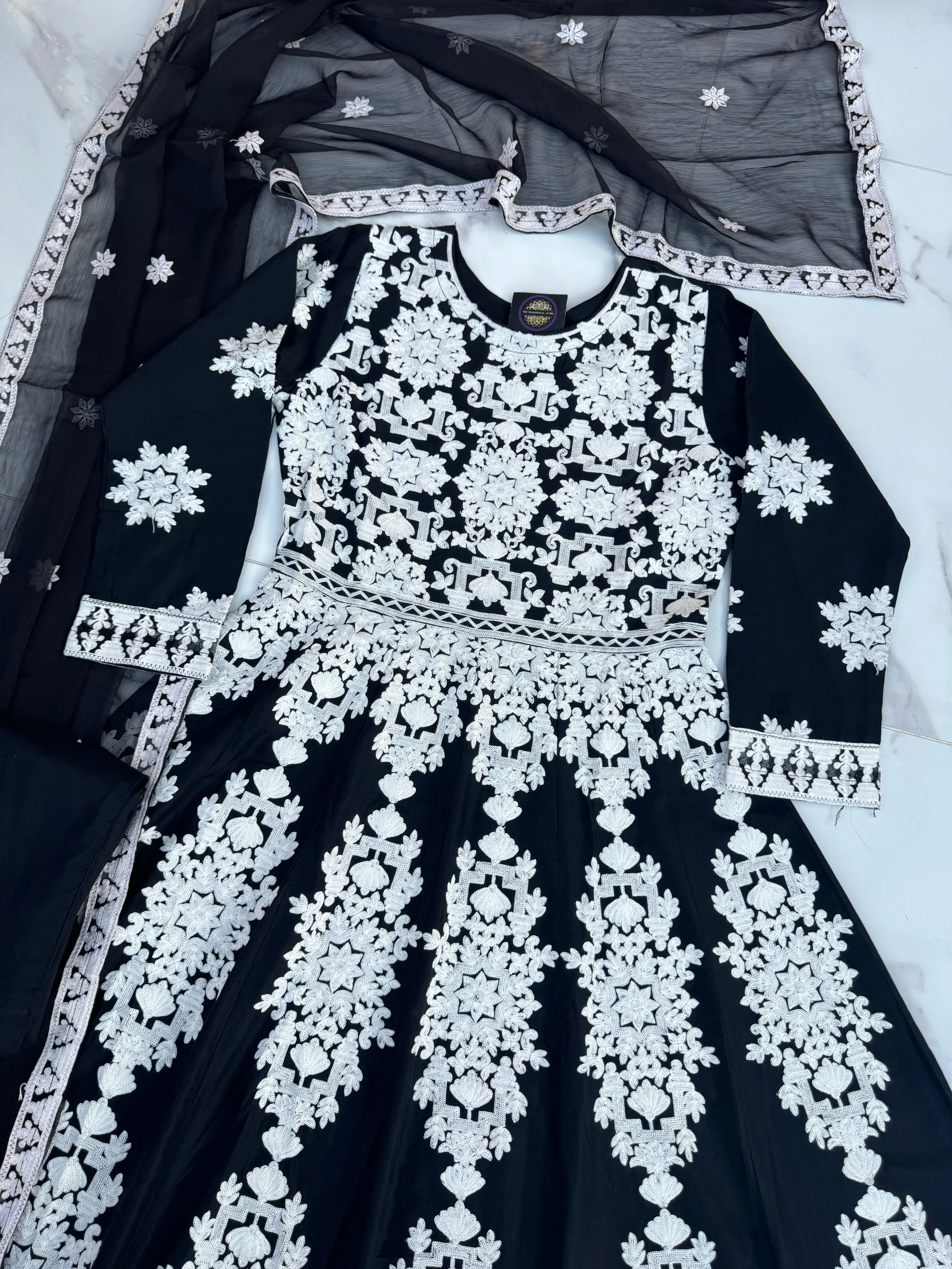 QISMAT SIMRANS