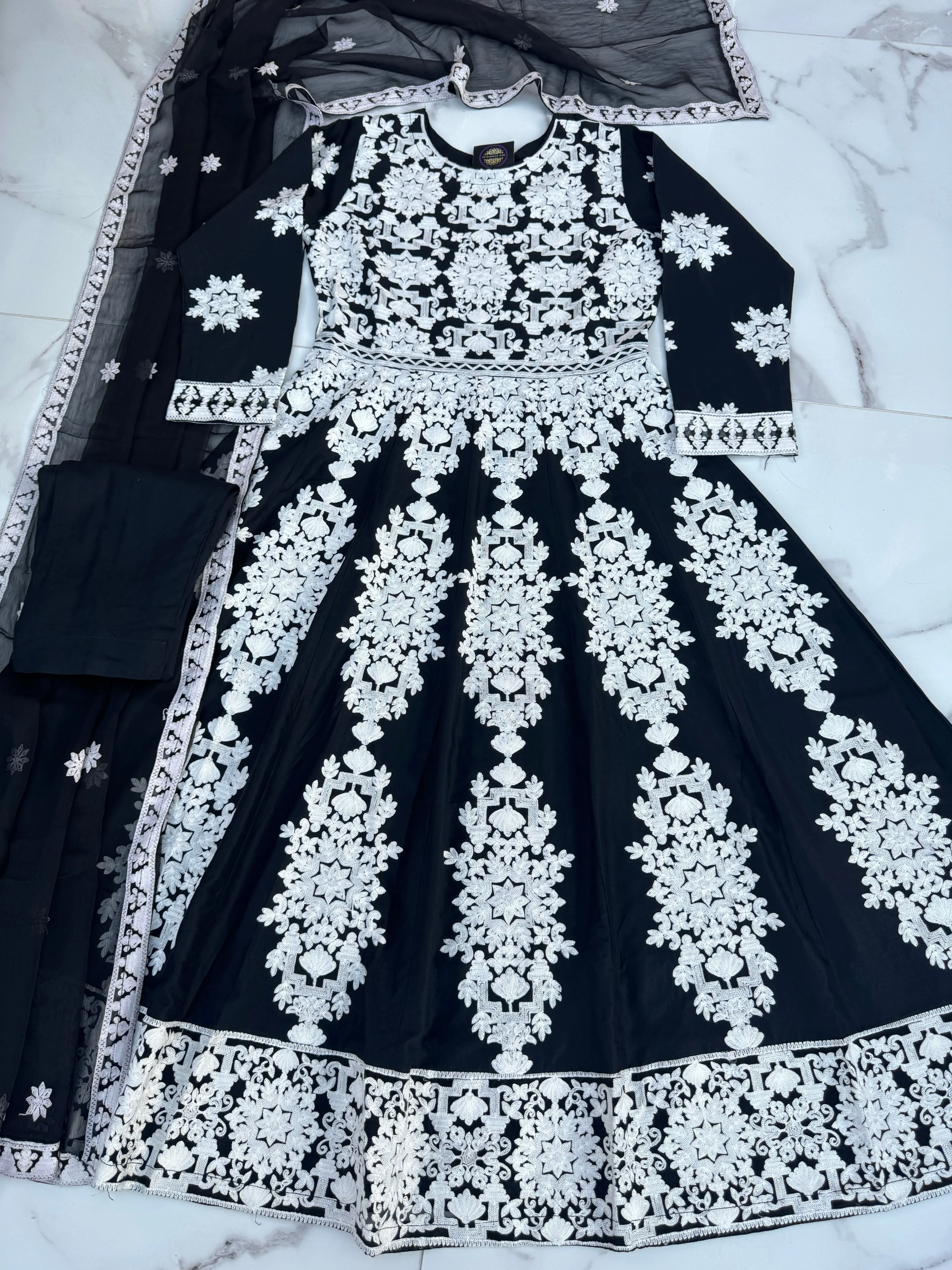 QISMAT SIMRANS